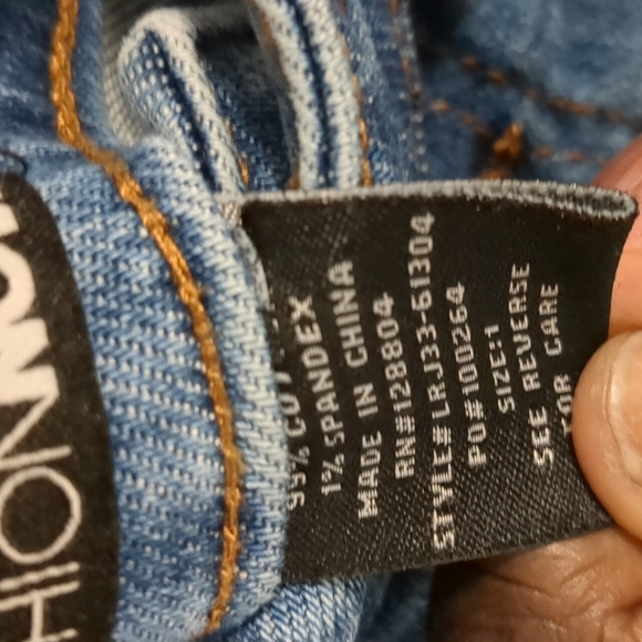 Fashion Nova Button Fly High Rise Skinny Jeans#Clearance#Lastprice#No of… - Picture 5 of 7